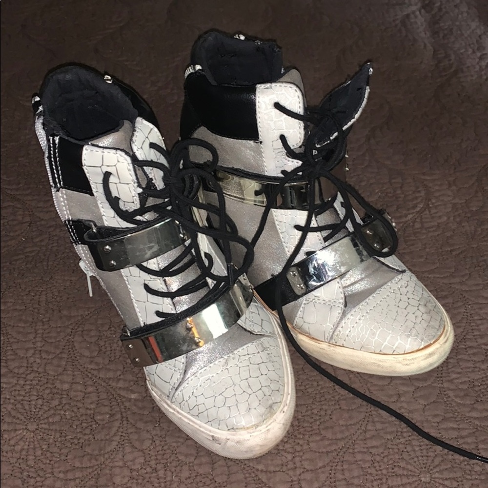Wedge Sneakers - Picture 2 of 4
